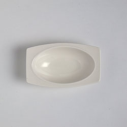 小皿　オフホワイト　Bon　12.5×7.5